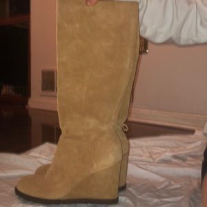 Wedge Boots Size 7 Excellent new no tags